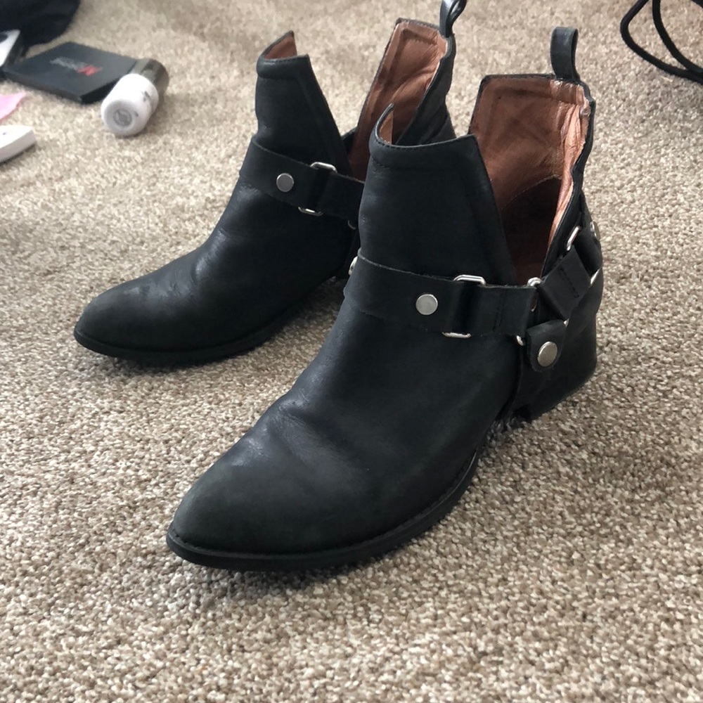 Jeffrey Campbell boots cutout/slit